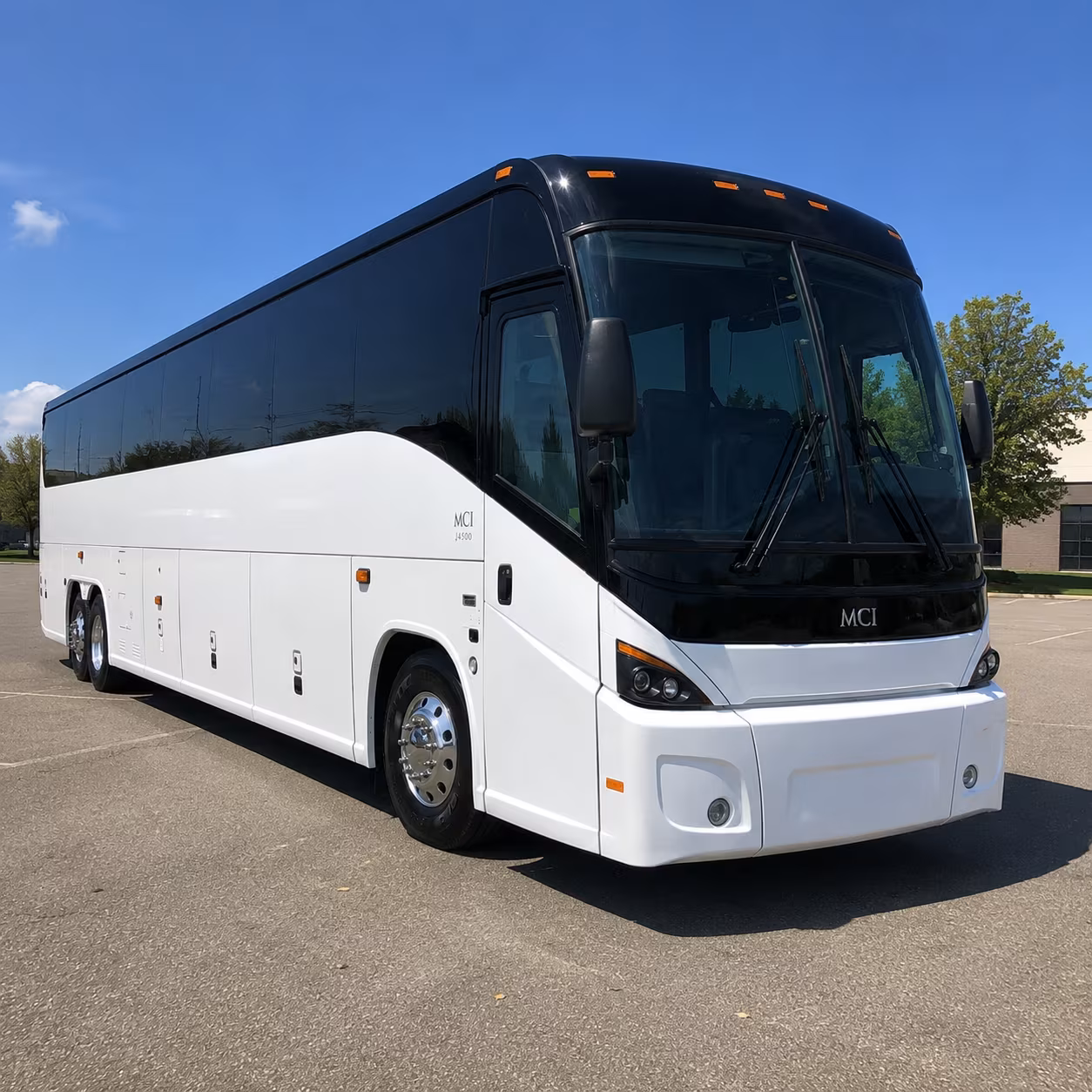 farmington hills 45 passenger charter bus