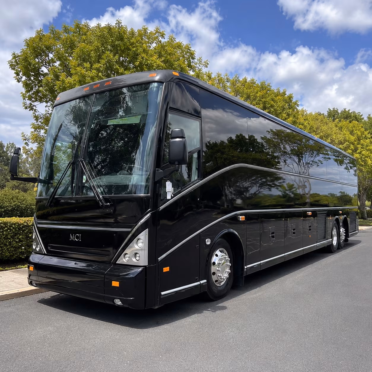 farmington hills charter bus