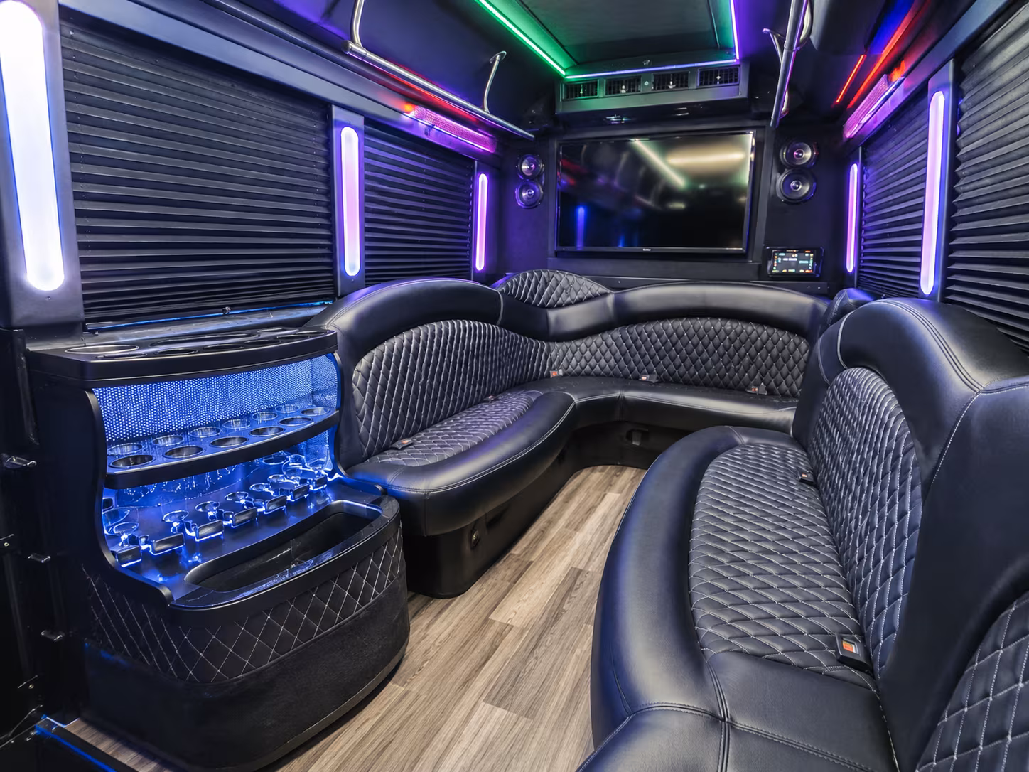 farmington hills concert party bus rental