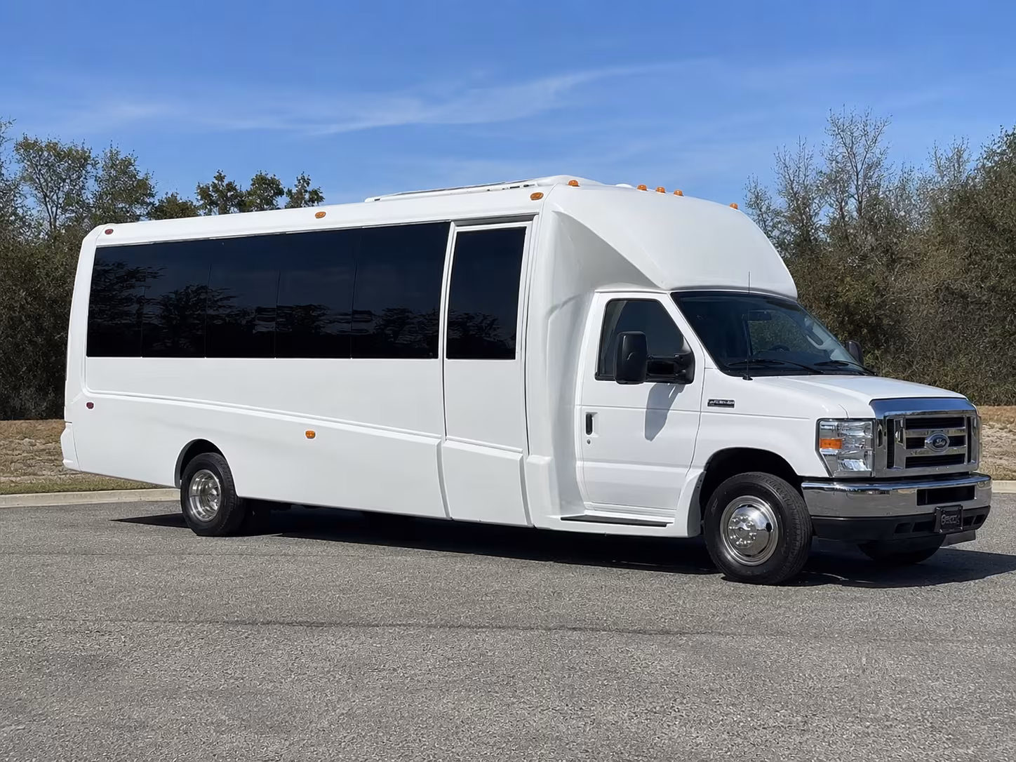 farmington hills holiday party bus rental