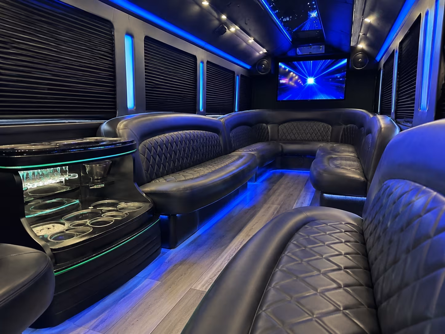 farmington hills new years eve party bus rental