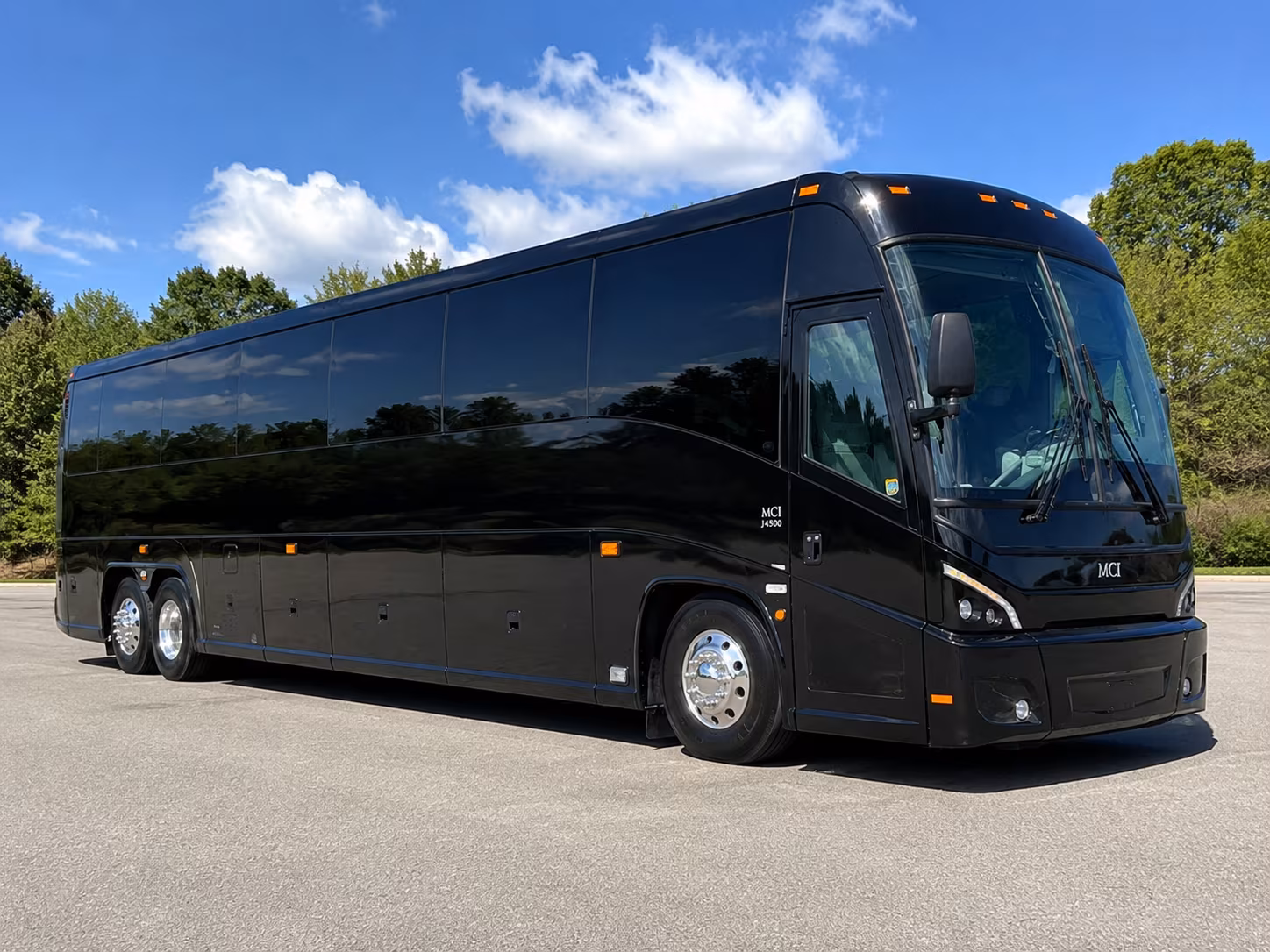 farmington hills sporting event transportation onboard