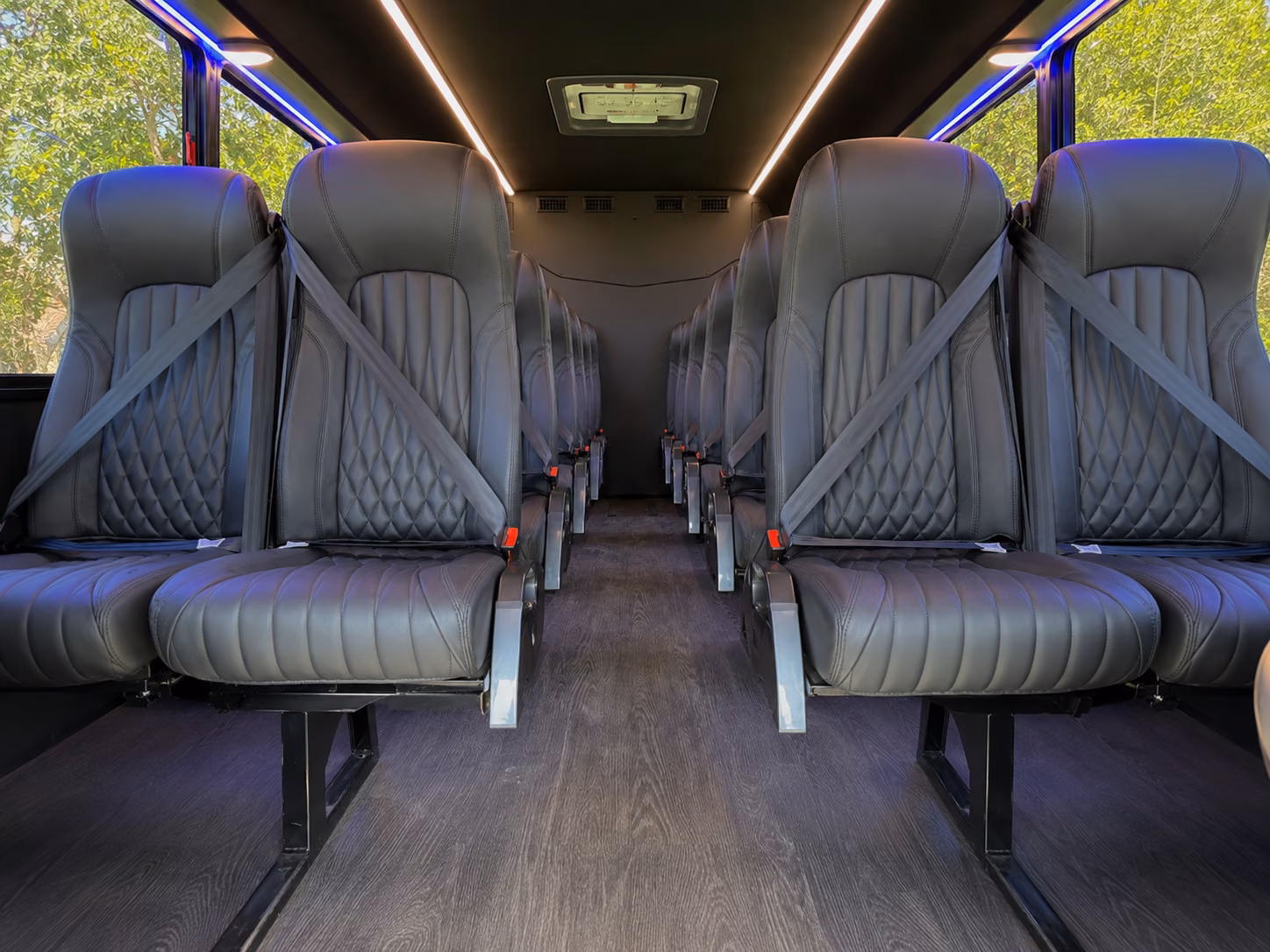 minibuses and charter buses to michigan state spartans events in east lansing