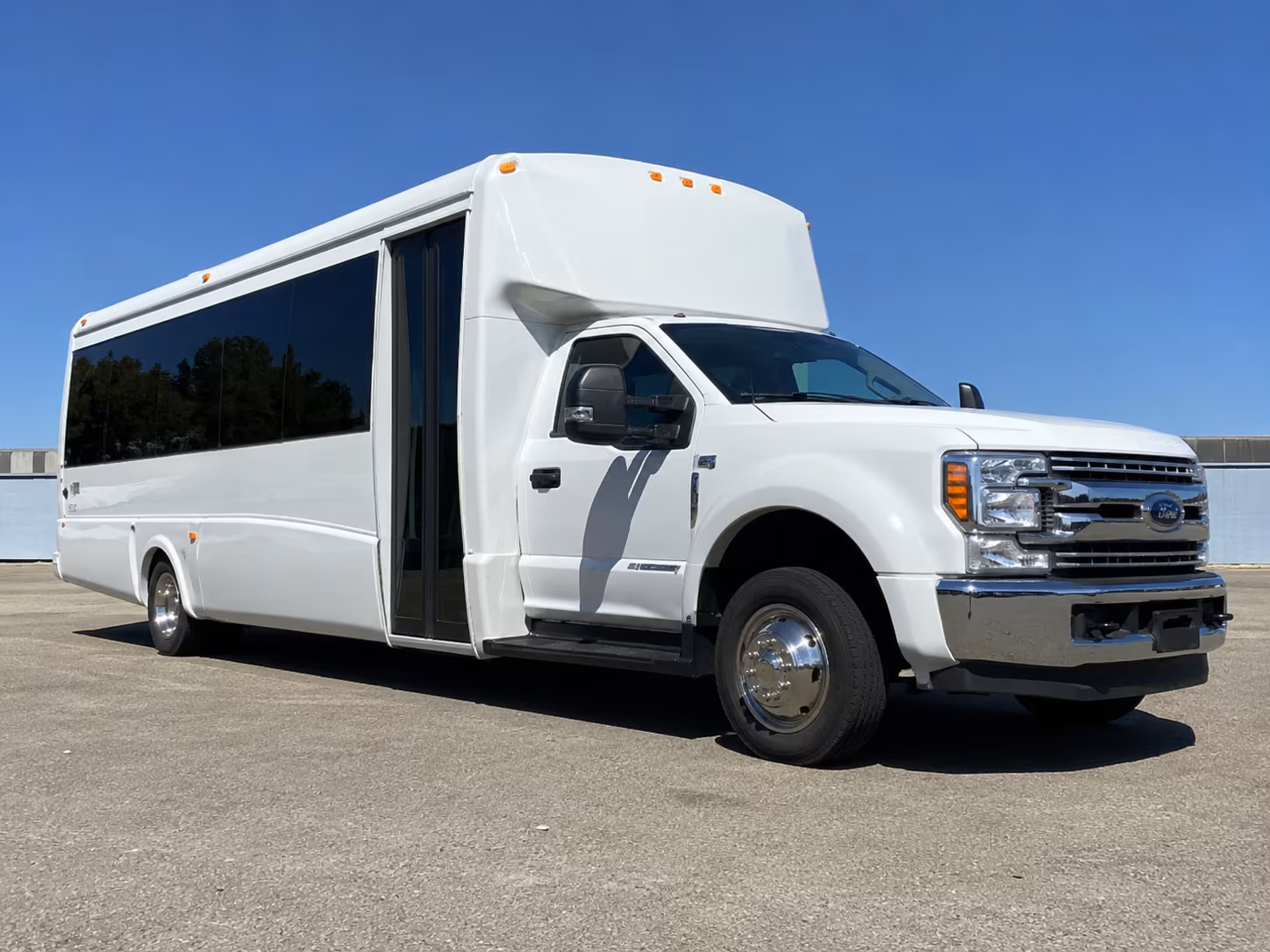 minibuses for smaller concert groups heading out from farmington hills