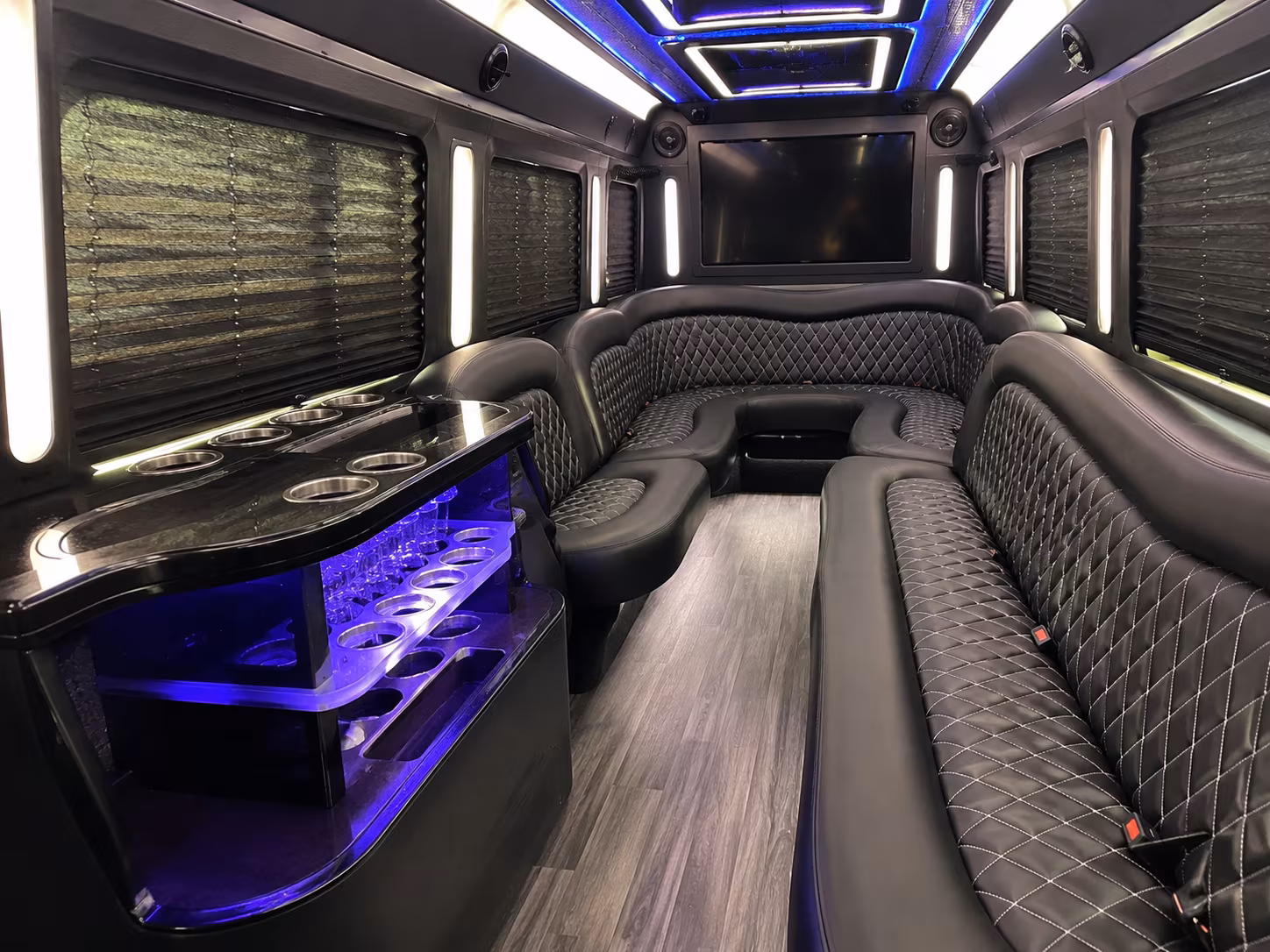 party buses to little caesars arena concerts in detroit